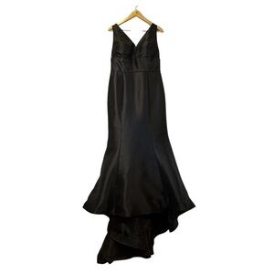 Sherri Hill Elegant Black Evening Gown, Prom dress, size 16, black